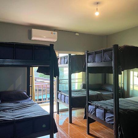 Poppyhostel Пай Екстериор снимка